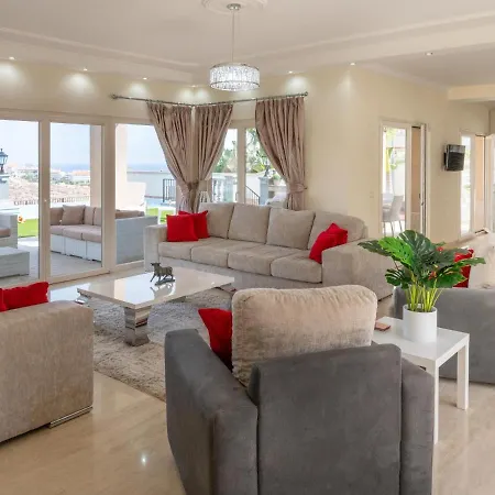 Luxury Wudas - Golf Area - Heated Pool - Panoramic Views