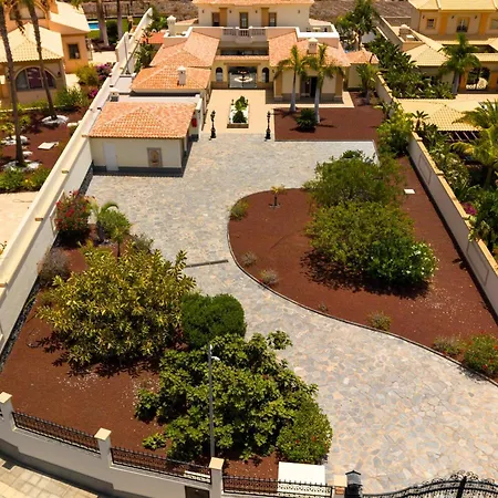 Casa de Férias Luxury Wudas - Heated Pool, Bbq & Golf Area