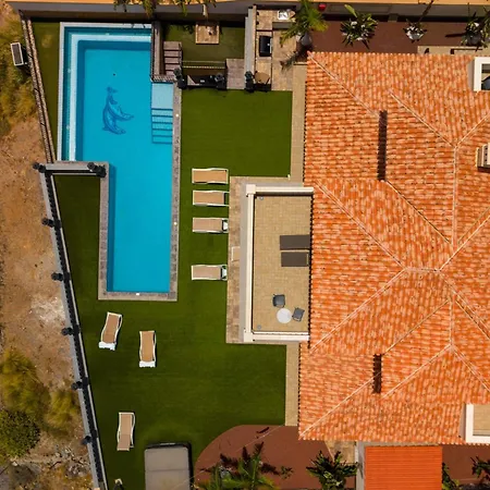 Luxury Wudas - Heated Pool, Bbq & Golf Area 펜션 *