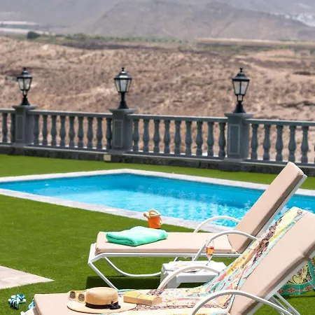 Wudas La Caleta Willa *